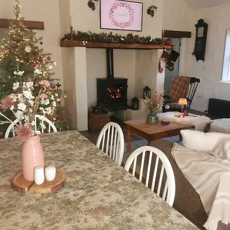 Vakantiehuis The Red Bridge *