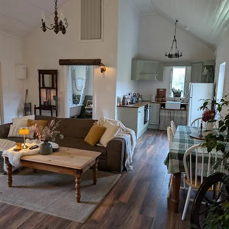 Vakantiehuis The Red Bridge