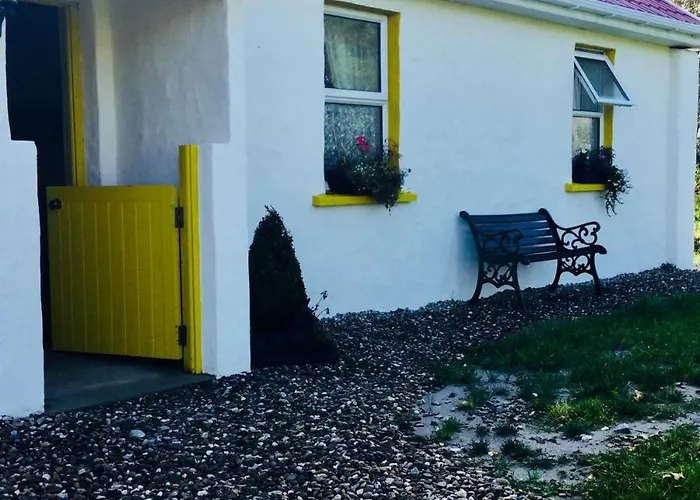 The Red Bridge 펜션 *